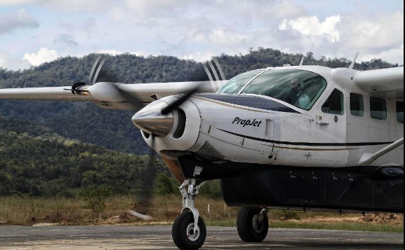 Pesawat Kecil Masih Menjadi Tumpuan Masyarakat Papua