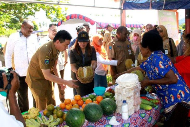 Pemkab Kaimana Fokus Perbaiki Ekonomi Masyarakat