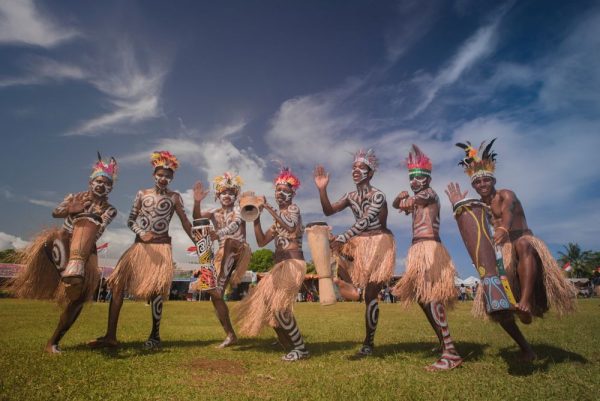 5 Lagu Daerah Papua, Lirik Beserta Artinya