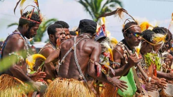 lagu daerah papua