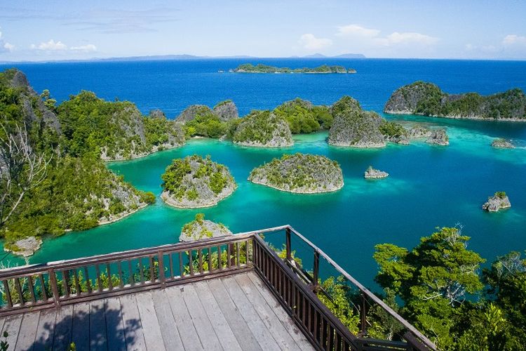 Pantai Raja Ampat Papua