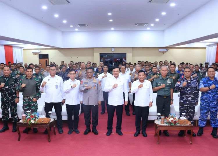 Menko Polkam Kunjungi Papua